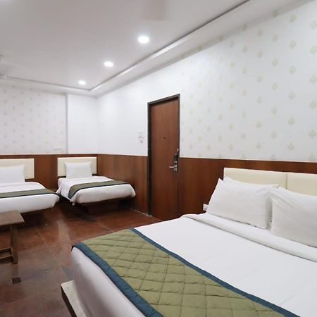 Hotel Center Point Solapur Exterior photo