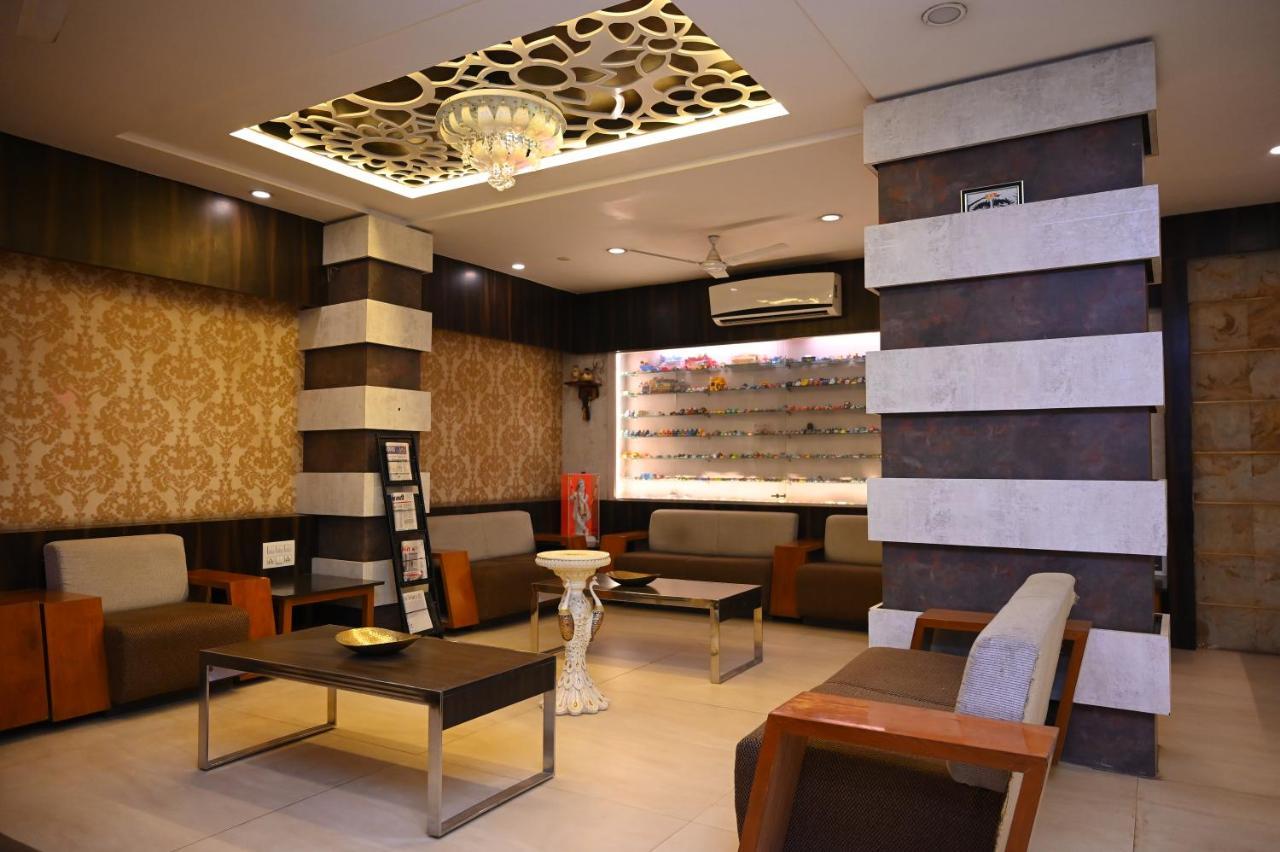 Hotel Center Point Solapur Exterior photo